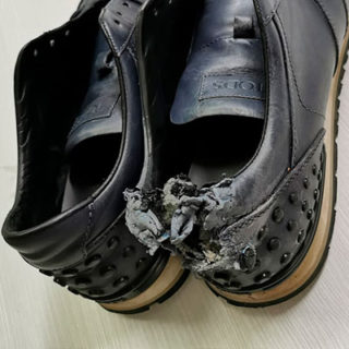 Если порвался задник на кроссовках, ботинках и другой обуви - Мастерскаяобуви Алеганна - высший уровень сервиса для элегантных людей!